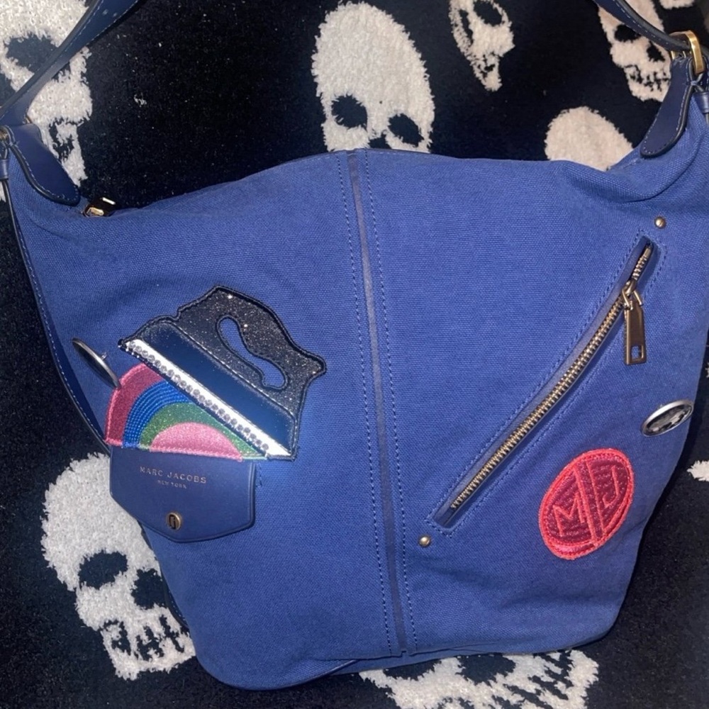 Marc Jacob’s dark blue denim bag y2k vibes